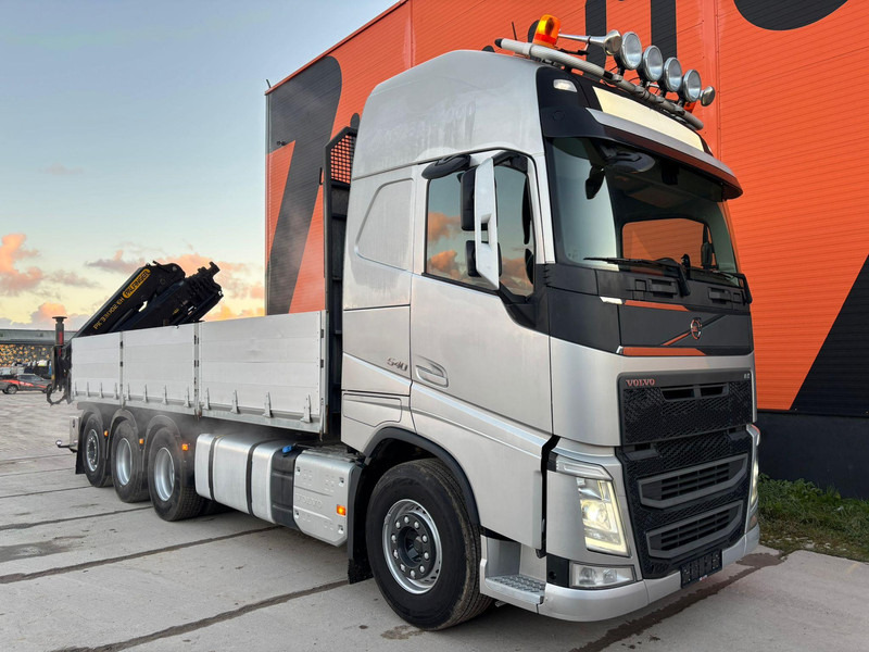 Volvo FH 540 8x4*4 PALFINGER PK 33002 EH / PLATFORM L=7049 mm - Tovornjak s kesonom, Tovornjak z dvigalom: slika 4 Volvo FH 540 8x4*4 PALFINGER PK 33002 EH / PLATFORM L=7049 mm - Tovornjak s kesonom, Tovornjak z dvigalom: slika 4