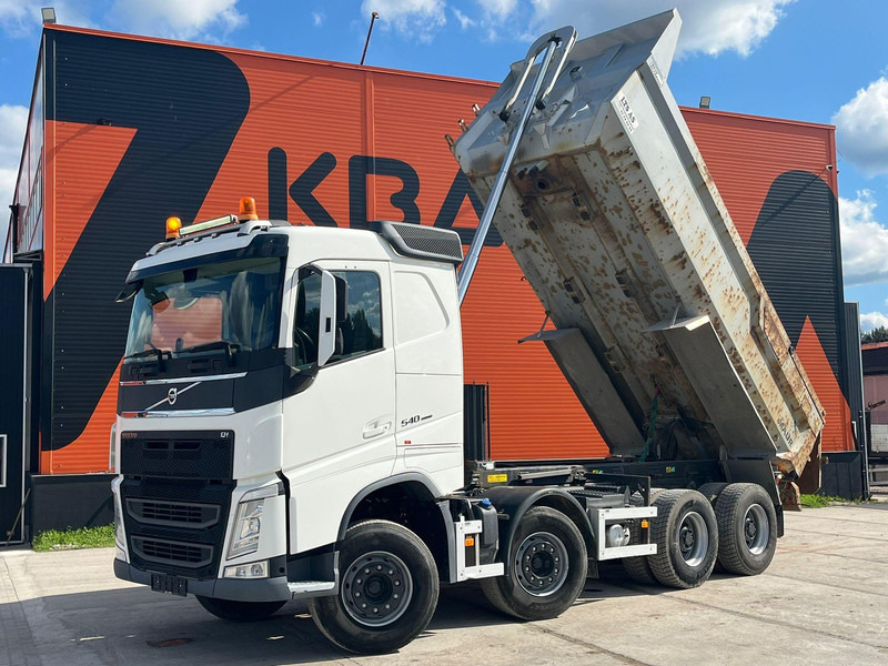 Volvo FH 540 8x4 RETARDER / TANDEM AXLE LIFT / BOX L=5501 mm - Tovornjak prekucnik: slika 2 Volvo FH 540 8x4 RETARDER / TANDEM AXLE LIFT / BOX L=5501 mm - Tovornjak prekucnik: slika 2