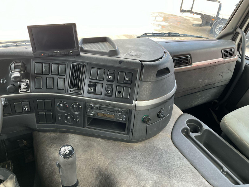 Volvo FM 12 420 8x4 INTERMIX IMF 10 m3 / FULL STEEL / ANALOG TACHOGAPH lizing Volvo FM 12 420 8x4 INTERMIX IMF 10 m3 / FULL STEEL / ANALOG TACHOGAPH: slika 19