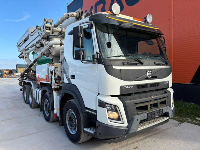 Volvo FMX 500 8x4 PUMI 24-3 - 24 m - 2303 hours / 7 m3 / FULL STEEL - Avtomešalec: slika 4 Volvo FMX 500 8x4 PUMI 24-3 - 24 m - 2303 hours / 7 m3 / FULL STEEL - Avtomešalec: slika 4