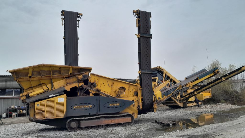 KEESTRACK Novum 4215 - Presejalnik: slika 2 KEESTRACK Novum 4215 - Presejalnik: slika 2