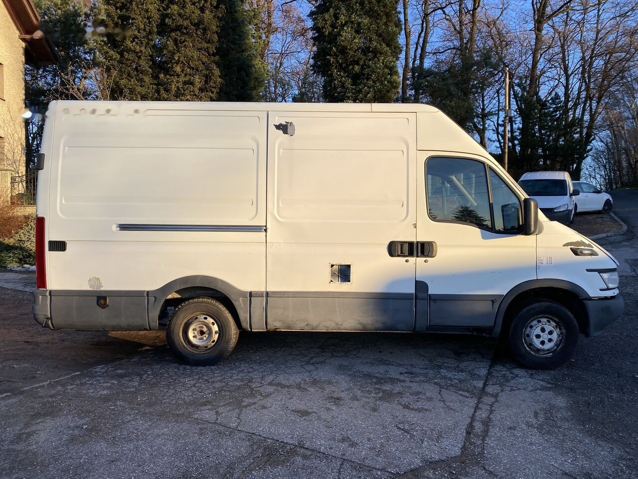 Furgon IVECO Daily 35S12: slika 6