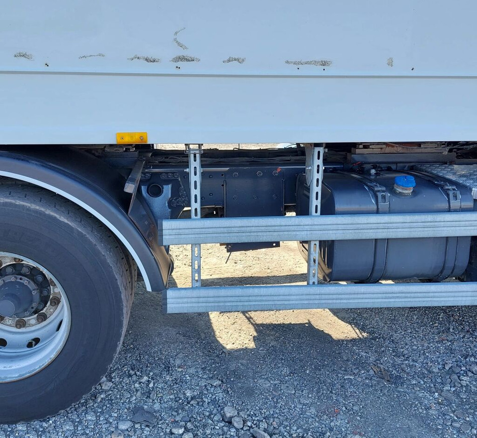 Smetarski tovornjak Scania 94D 300: slika 13