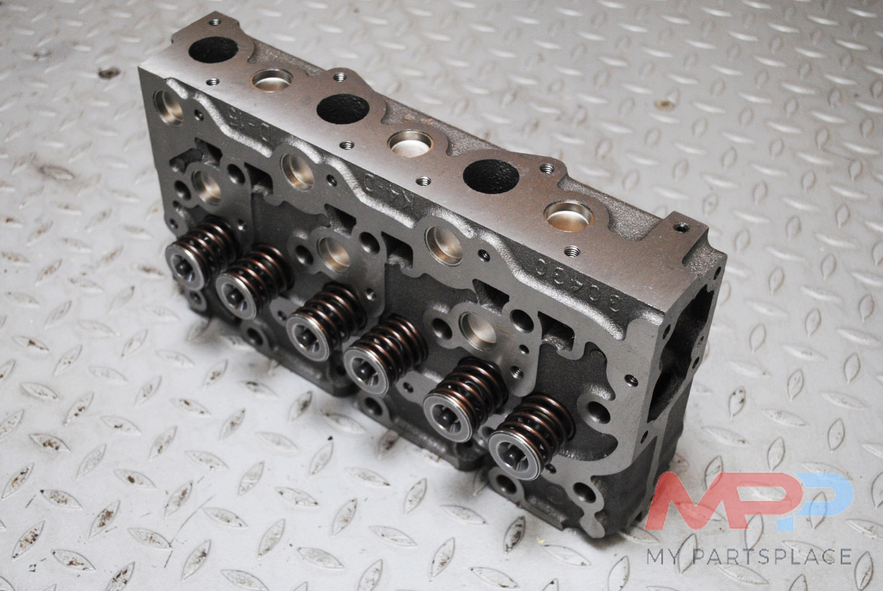 Cilinderkop inclusief kleppen Kubota D1803 D1503 D1403 D1703 - Glava motorja za Gradbeni stroj: slika 1 Cilinderkop inclusief kleppen Kubota D1803 D1503 D1403 D1703 - Glava motorja za Gradbeni stroj: slika 1