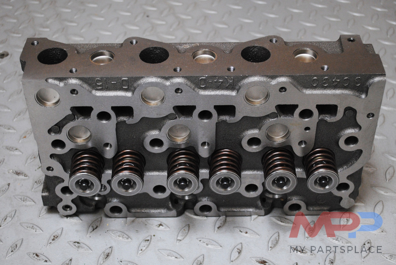 Cilinderkop inclusief kleppen Kubota D1803 D1503 D1403 D1703 - Glava motorja za Gradbeni stroj: slika 3 Cilinderkop inclusief kleppen Kubota D1803 D1503 D1403 D1703 - Glava motorja za Gradbeni stroj: slika 3