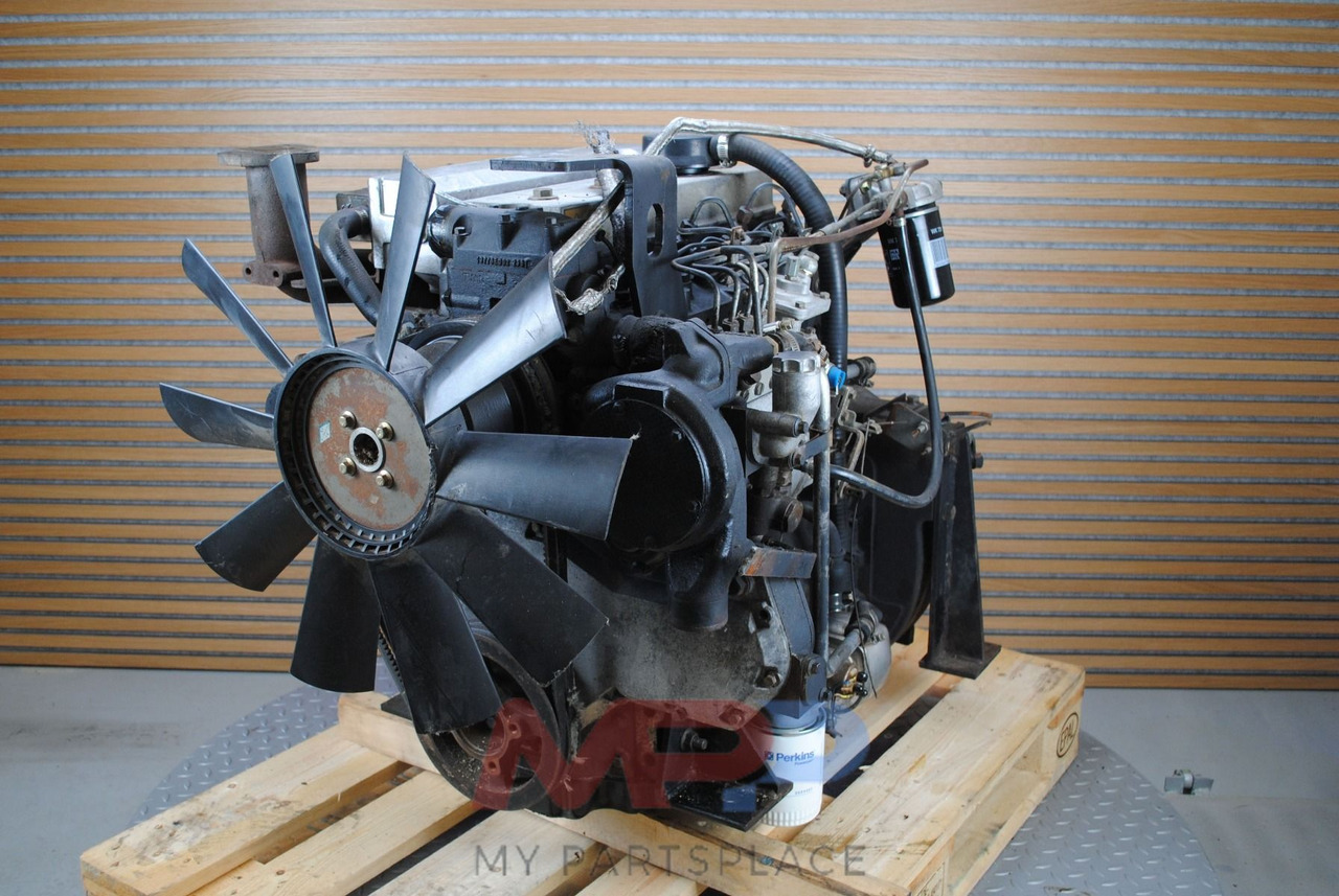 Perkins Perkins 1004 turbo AA-AB 1004.4 - Motor: slika 1 Perkins Perkins 1004 turbo AA-AB 1004.4 - Motor: slika 1