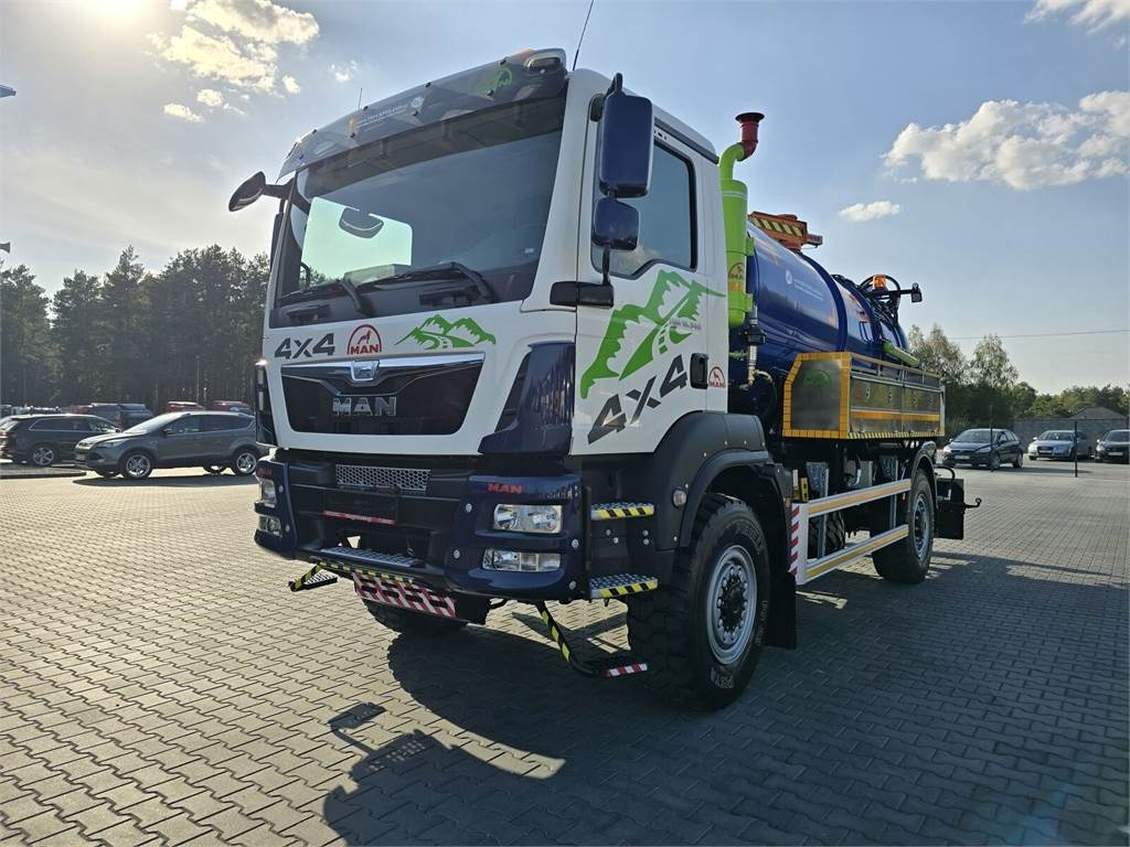 MAN TGM 4x4 GAMON PW8 for collecting liquid waste sepa - Komunalno/ Posebno vozilo: slika 3 MAN TGM 4x4 GAMON PW8 for collecting liquid waste sepa - Komunalno/ Posebno vozilo: slika 3