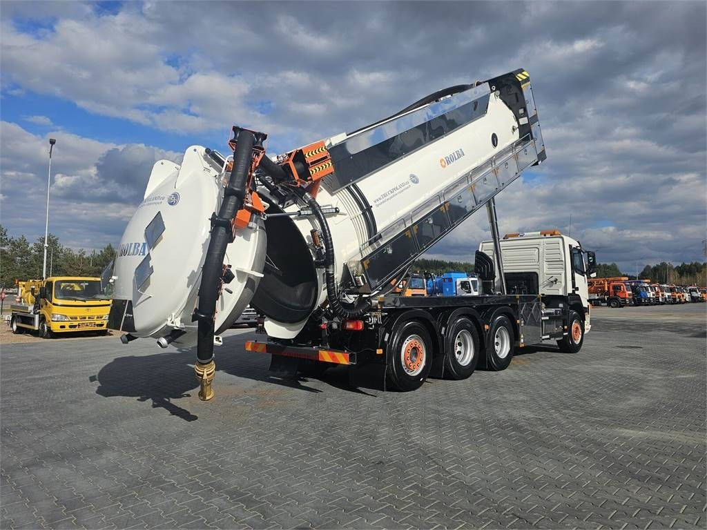 Volvo WUKO ADR ROLBA FOR CLEANING CHANNELS COMBI - Komunalno/ Posebno vozilo: slika 2 Volvo WUKO ADR ROLBA FOR CLEANING CHANNELS COMBI - Komunalno/ Posebno vozilo: slika 2