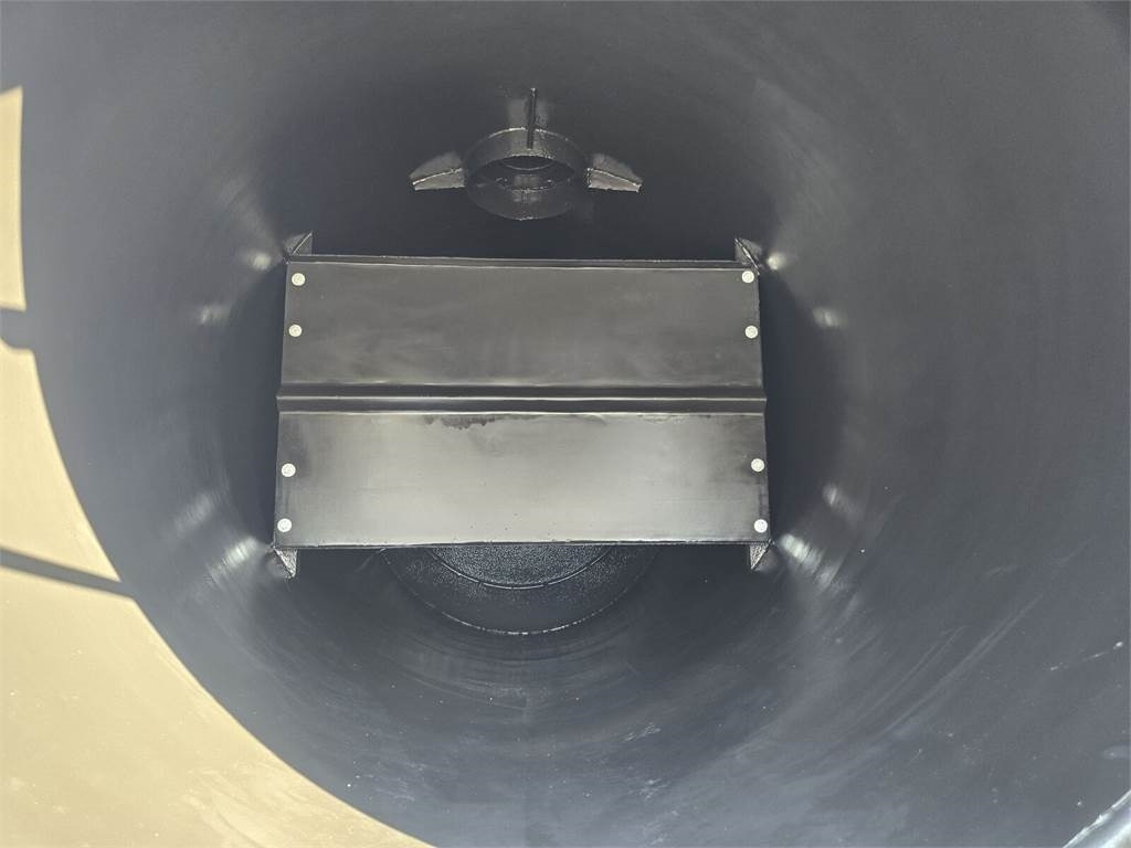 MAN TGM 4x4 GAMON PW8 for collecting liquid waste sepa  lizing MAN TGM 4x4 GAMON PW8 for collecting liquid waste sepa: slika 17
