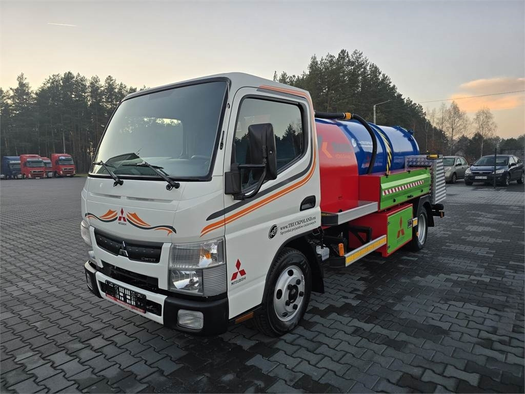 Mitsubishi ROM SMART COMBI WUKO HOT WATER FOR CLEANING SEWAGE - Vakuumski tovornjak: slika 3 Mitsubishi ROM SMART COMBI WUKO HOT WATER FOR CLEANING SEWAGE - Vakuumski tovornjak: slika 3