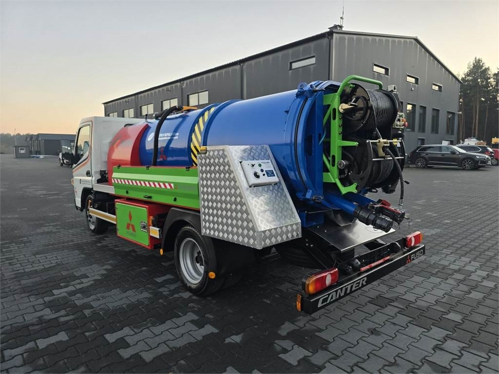 Mitsubishi ROM SMART COMBI WUKO HOT WATER FOR CLEANING SEWAGE - Vakuumski tovornjak: slika 5 Mitsubishi ROM SMART COMBI WUKO HOT WATER FOR CLEANING SEWAGE - Vakuumski tovornjak: slika 5