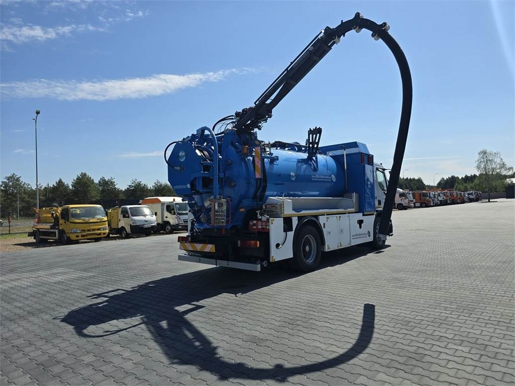 Renault 4x2 WUKO RIVARD for collecting liquid waste - Vakuumski tovornjak: slika 4 Renault 4x2 WUKO RIVARD for collecting liquid waste - Vakuumski tovornjak: slika 4