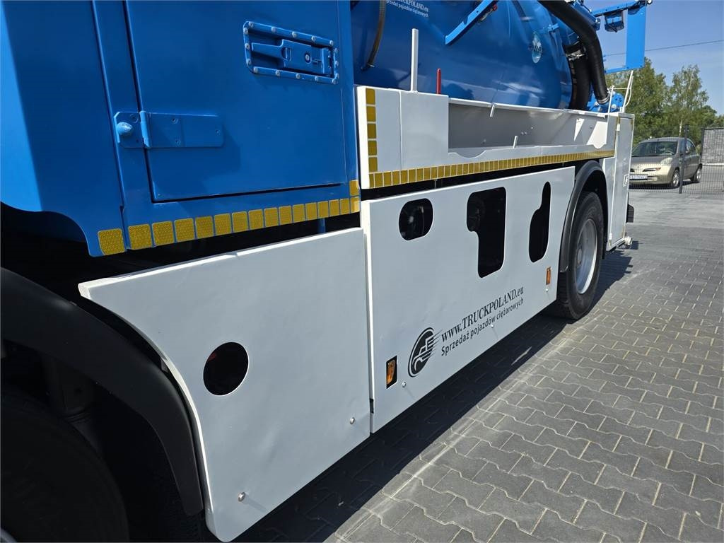 Vakuumski tovornjak Renault WUKO RIVARD for collecting liquid waste: slika 10