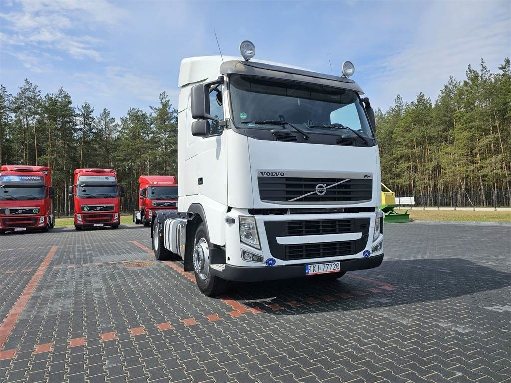 Volvo STANDARD 460 automatic 2009 r - Vlačilec: slika 1 Volvo STANDARD 460 automatic 2009 r - Vlačilec: slika 1