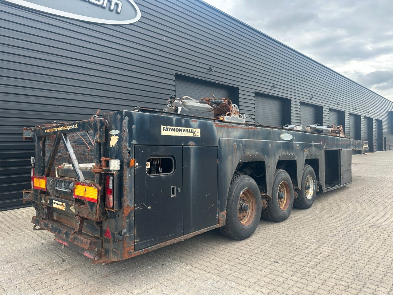 Faymonville Prefamax 3 achs innenlader - Nizko noseča polprikolica: slika 2 Faymonville Prefamax 3 achs innenlader - Nizko noseča polprikolica: slika 2