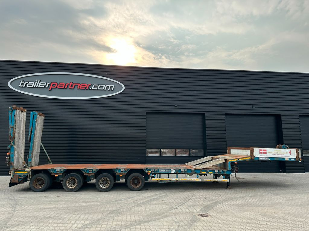 Goldhofer 4 achs tieflader / ausziehbar Goldhofer 4 achs tieflader / ausziehbar - Nizko noseča polprikolica: slika 1 Goldhofer 4 achs tieflader / ausziehbar Goldhofer 4 achs tieflader / ausziehbar - Nizko noseča polprikolica: slika 1