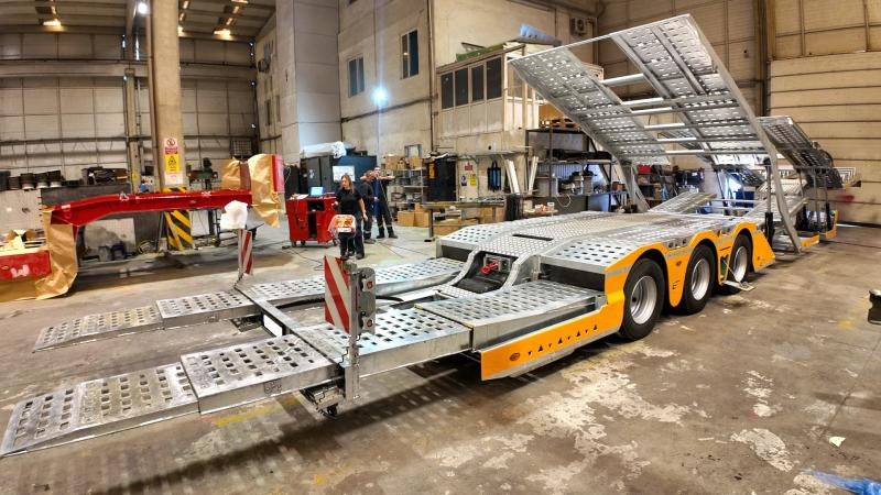 Eroglu 3 Axle Trucks Carriers - Polprikolica avtotransporter: slika 3 Eroglu 3 Axle Trucks Carriers - Polprikolica avtotransporter: slika 3