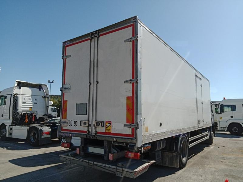 Renault D-Series 19 Wide 320 - Tovornjak zabojnik: slika 2 Renault D-Series 19 Wide 320 - Tovornjak zabojnik: slika 2