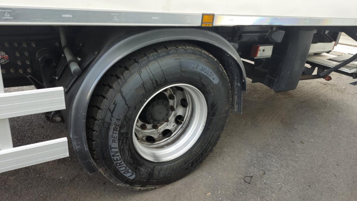 Renault D WIDE - Tovornjak hladilnik: slika 3 Renault D WIDE - Tovornjak hladilnik: slika 3