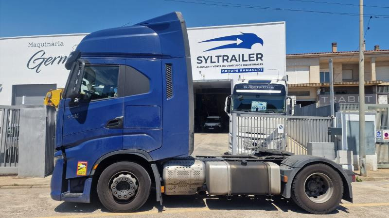 Iveco S-WAY 490 - Vlačilec: slika 2 Iveco S-WAY 490 - Vlačilec: slika 2