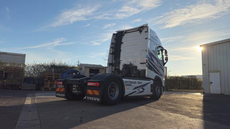Volvo FH 500 AERO Globetrotter XXL (Location / Rent) - Vlačilec: slika 4 Volvo FH 500 AERO Globetrotter XXL (Location / Rent) - Vlačilec: slika 4