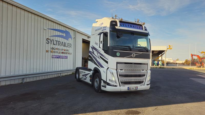 Volvo FH 500 Globetrotter XXL (Location / Rent) - Vlačilec: slika 2 Volvo FH 500 Globetrotter XXL (Location / Rent) - Vlačilec: slika 2
