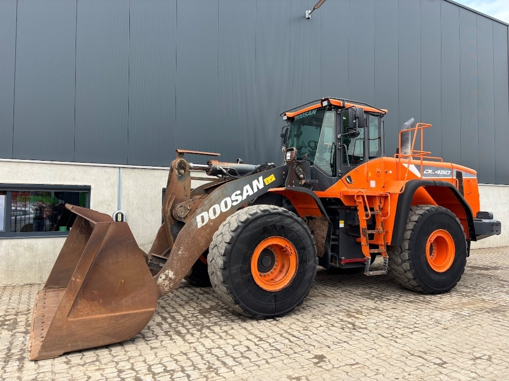 Doosan DL 450-5 - DL 420 - - Kolesni nakladalec: slika 1 Doosan DL 450-5 - DL 420 - - Kolesni nakladalec: slika 1