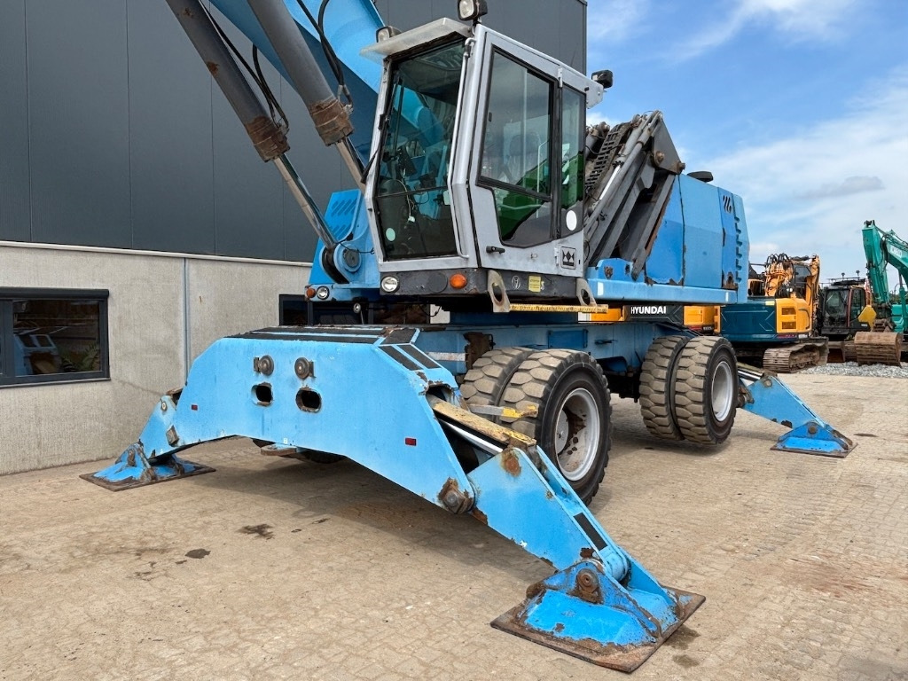 Fuchs MHL 380 - Bager za prekladanje primarnih/ Sekundarnih surovin: slika 4 Fuchs MHL 380 - Bager za prekladanje primarnih/ Sekundarnih surovin: slika 4