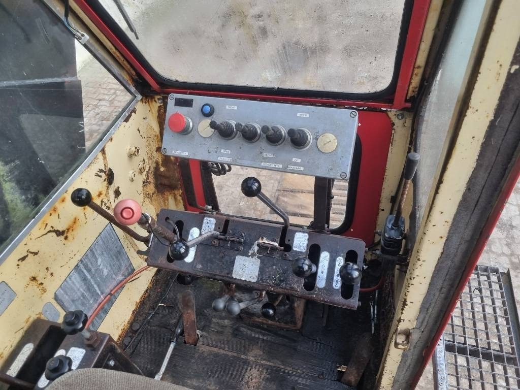 Gosenični žerjav Hitachi HK150-2 -- 40.000kg -- 30 mtr: slika 23
