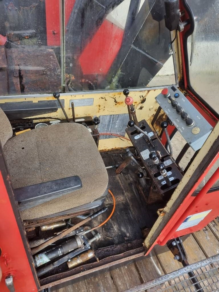 Gosenični žerjav Hitachi HK150-2 -- 40.000kg -- 30 mtr: slika 22