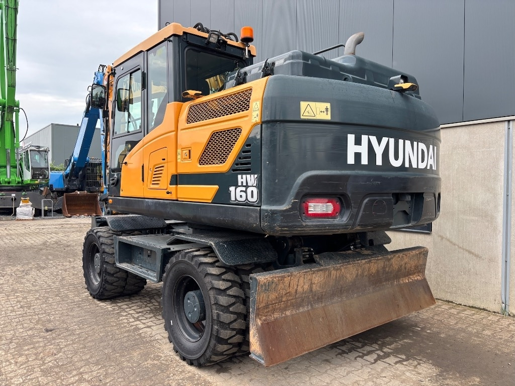 Hyundai HW 160 - HW160 - HW 180 - Bager na kolesih: slika 4 Hyundai HW 160 - HW160 - HW 180 - Bager na kolesih: slika 4