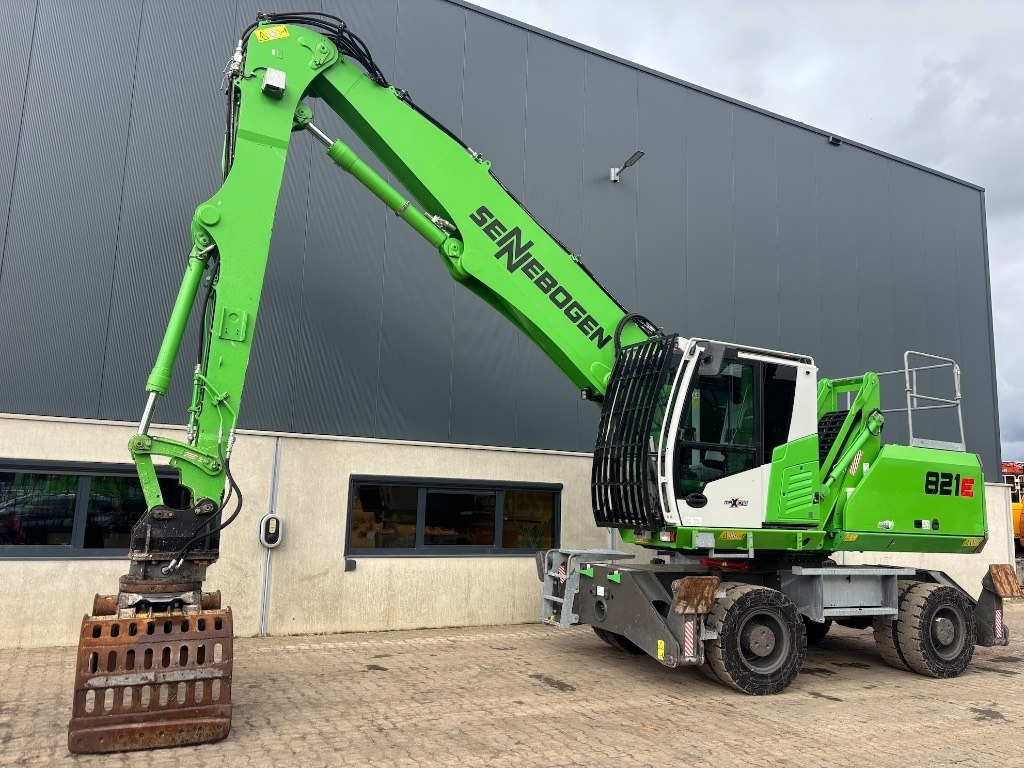 Sennebogen 821 M - 821 E - 821 ME - Bager za prekladanje primarnih/ Sekundarnih surovin: slika 4 Sennebogen 821 M - 821 E - 821 ME - Bager za prekladanje primarnih/ Sekundarnih surovin: slika 4