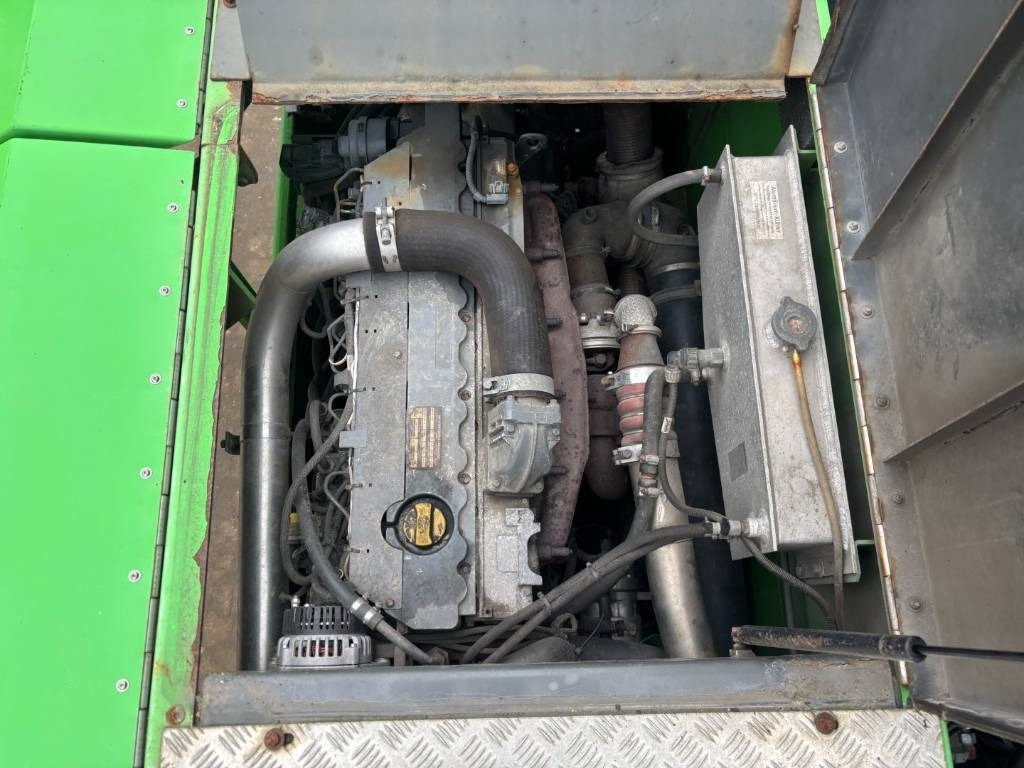 Bager za prekladanje primarnih/ Sekundarnih surovin Sennebogen 835 M -- immaculate condition: slika 25