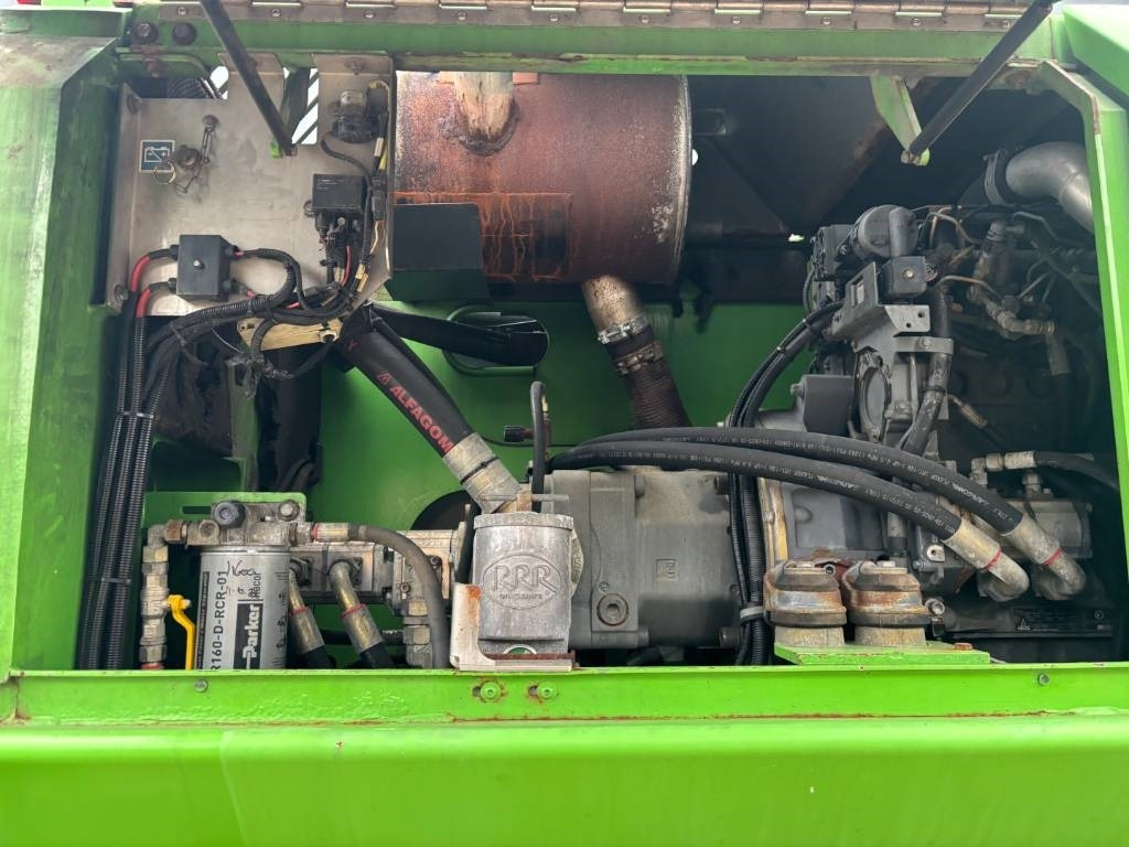 Bager za prekladanje primarnih/ Sekundarnih surovin Sennebogen 835 M -- immaculate condition: slika 29