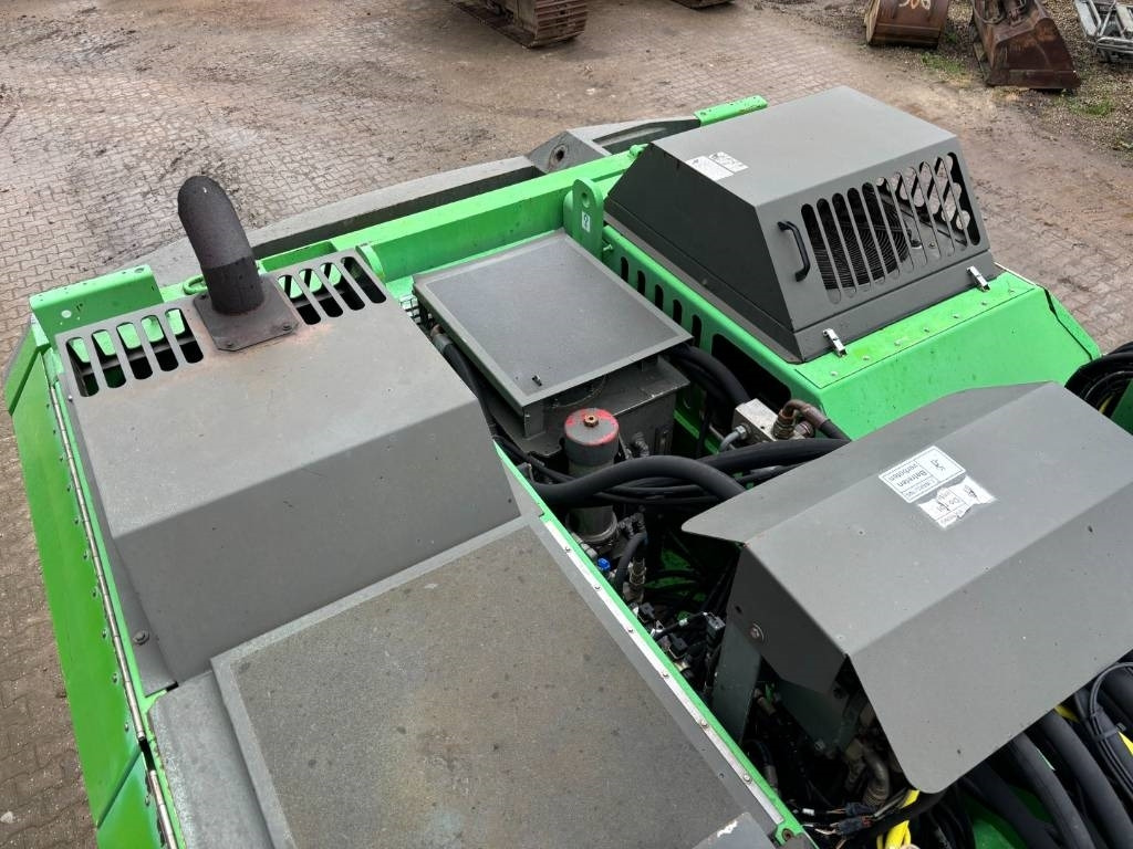 Bager za prekladanje primarnih/ Sekundarnih surovin Sennebogen 835R HD -- Hydr undercarriage -- 835: slika 15