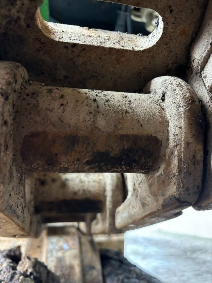 Bager za prekladanje primarnih/ Sekundarnih surovin Sennebogen 835R HD -- Hydr undercarriage -- 835: slika 24