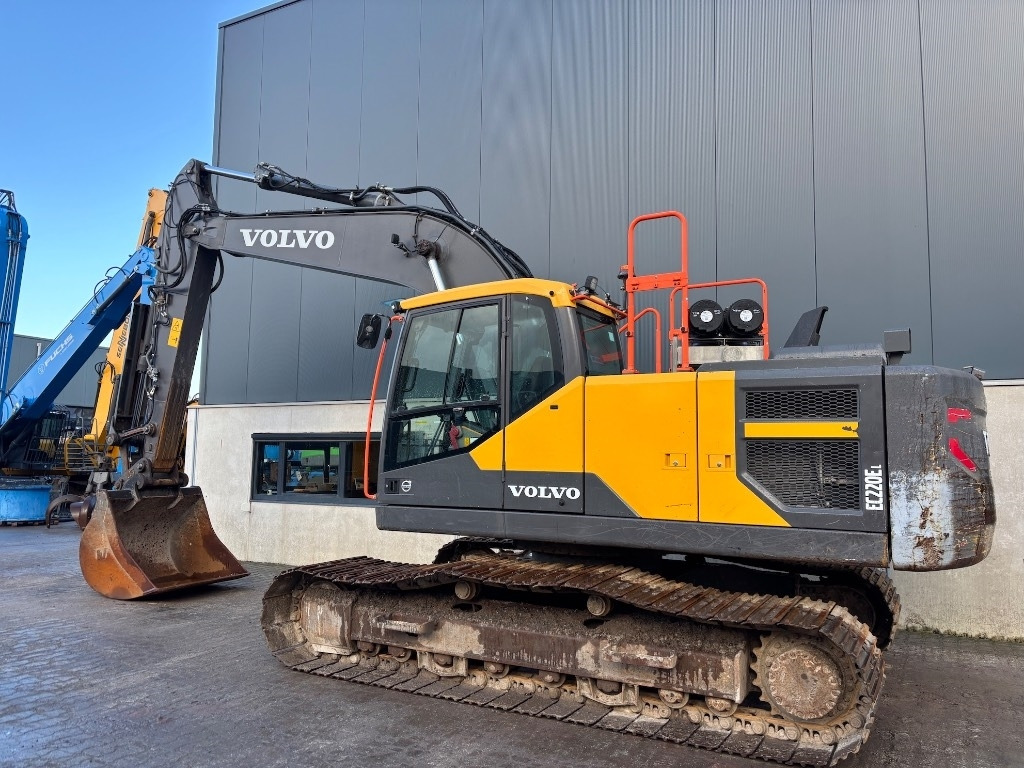 Volvo EC 220 E - EC 220EL - EC220EL - EC 220 L - Bager goseničar: slika 2 Volvo EC 220 E - EC 220EL - EC220EL - EC 220 L - Bager goseničar: slika 2