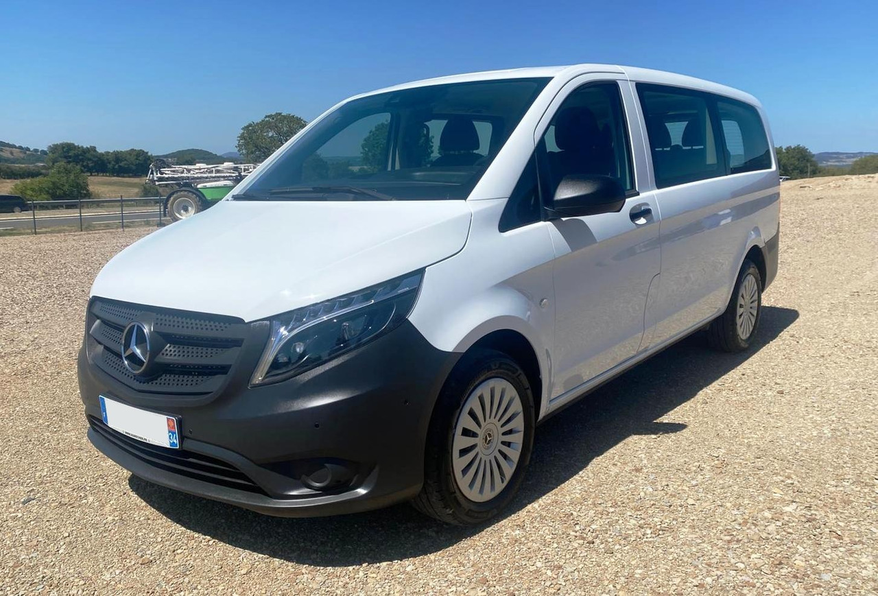 MERCEDES-BENZ Vito Tourer 114 CDI 136 Long Pro 9G-Tronic 8 Places - Potniški kombi: slika 2 MERCEDES-BENZ Vito Tourer 114 CDI 136 Long Pro 9G-Tronic 8 Places - Potniški kombi: slika 2