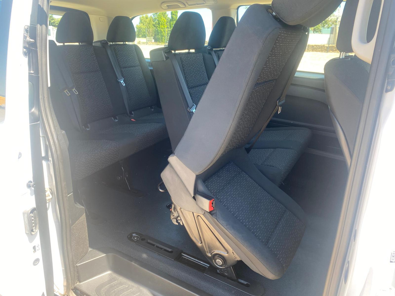 Potniški kombi MERCEDES-BENZ Vito Tourer 114 CDI 136 Long Pro 9G-Tronic 8 Places: slika 9