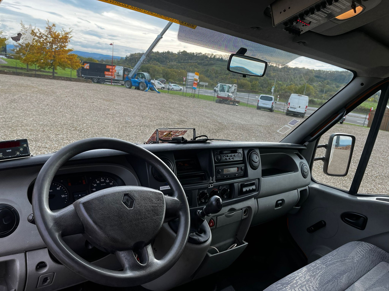 RENAULT Mascott DCI 160 CAISSE + HAYON - Tovornjak zabojnik: slika 5 RENAULT Mascott DCI 160 CAISSE + HAYON - Tovornjak zabojnik: slika 5