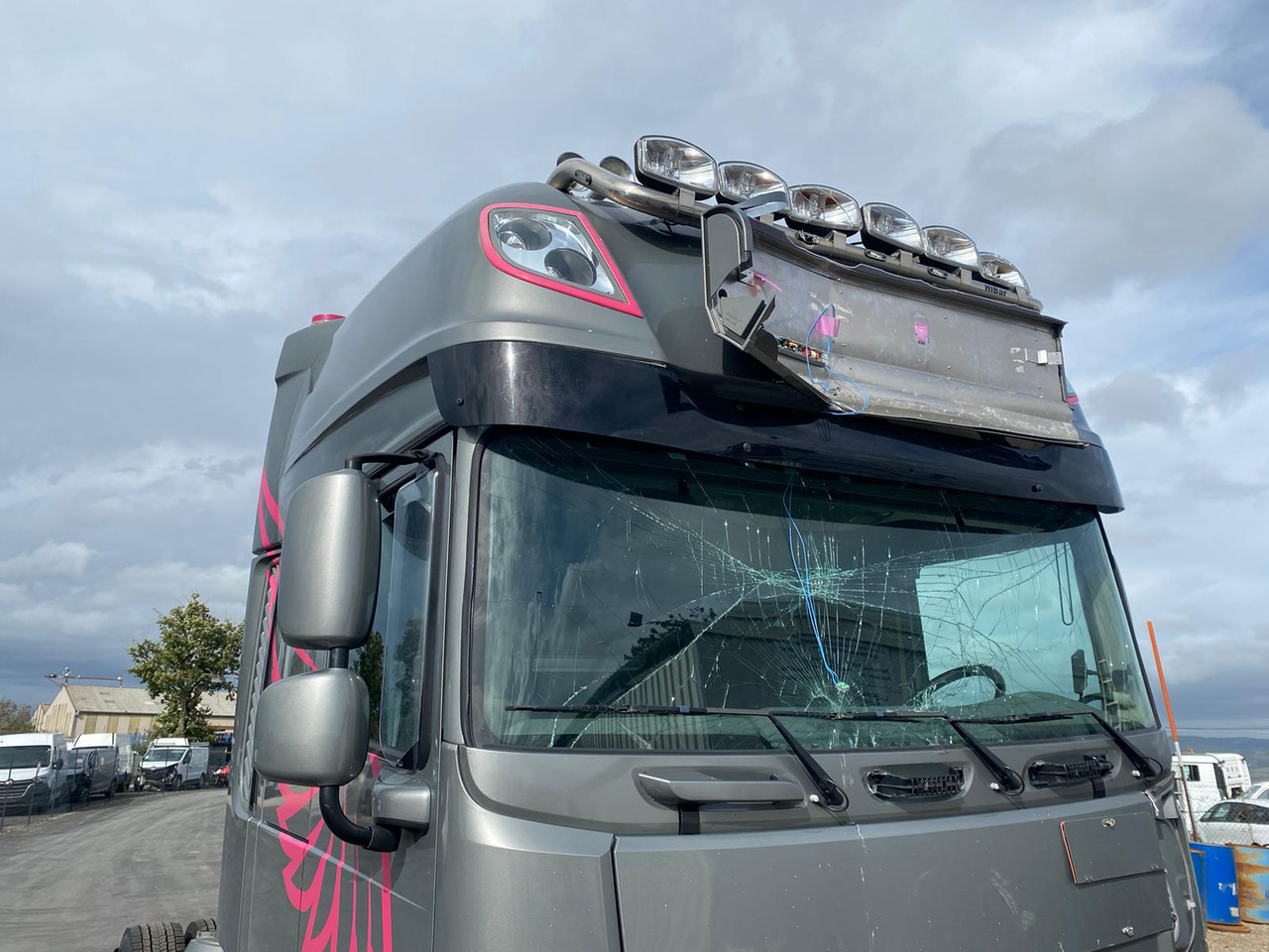 Vlačilec DAF XF 510 Super Space Cab: slika 27 Vlačilec DAF XF 510 Super Space Cab: slika 27