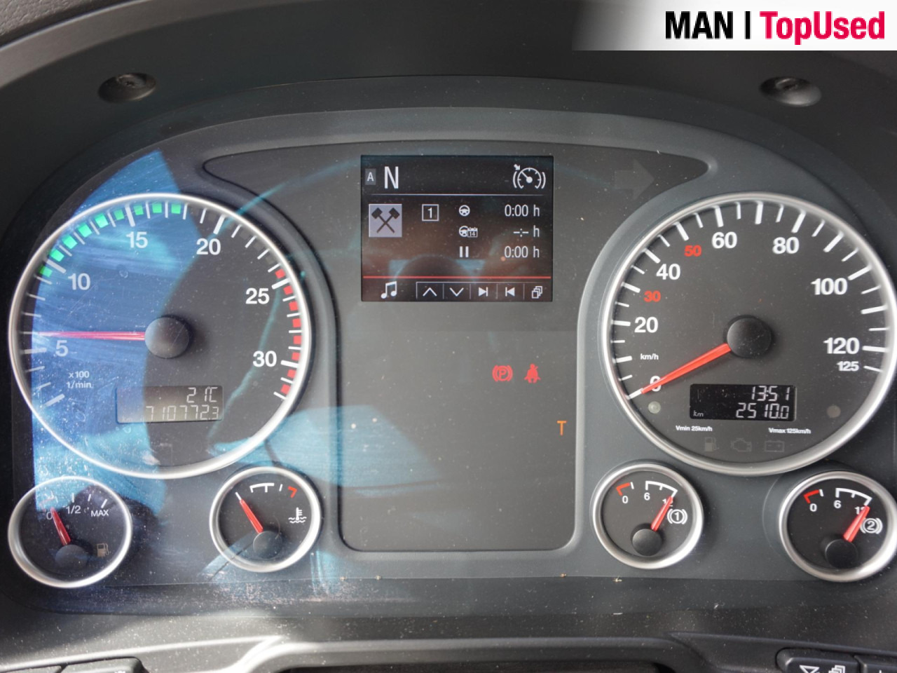 MAN TGX 18.420 4X2 BLS / PTO / EURO 6 - Vlačilec: slika 5 MAN TGX 18.420 4X2 BLS / PTO / EURO 6 - Vlačilec: slika 5