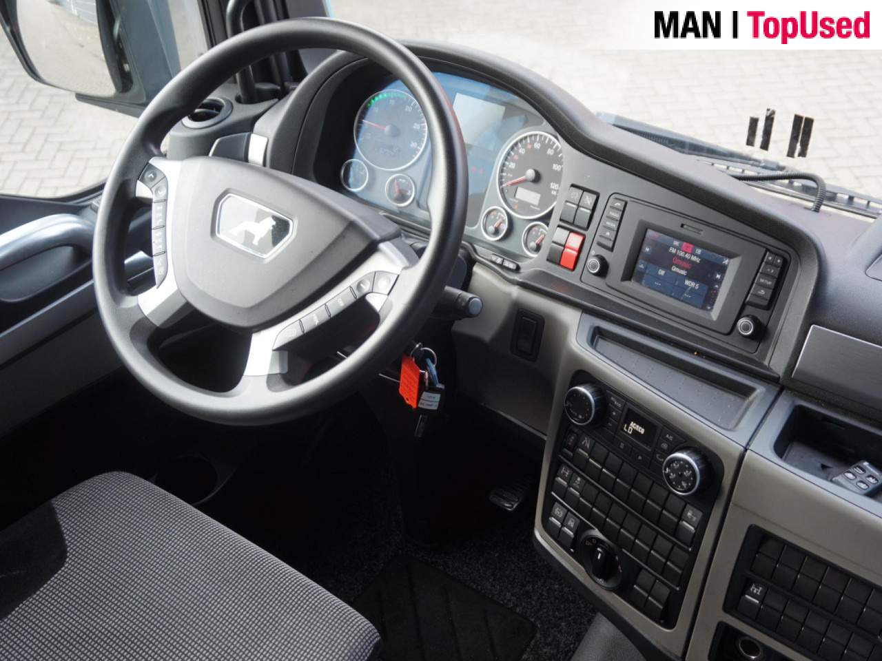 MAN TGX 18.420 4X2 BLS / PTO / Euro6 - Vlačilec: slika 2 MAN TGX 18.420 4X2 BLS / PTO / Euro6 - Vlačilec: slika 2