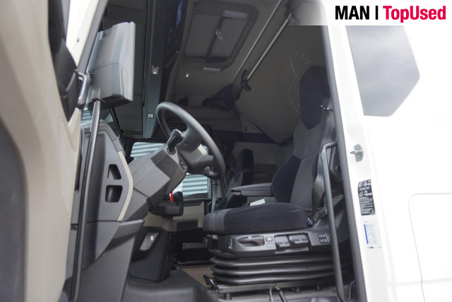 MAN TGX 18.480 4x2 BL SA / OptiView / 2 Tanks / LED - Vlačilec: slika 4 MAN TGX 18.480 4x2 BL SA / OptiView / 2 Tanks / LED - Vlačilec: slika 4
