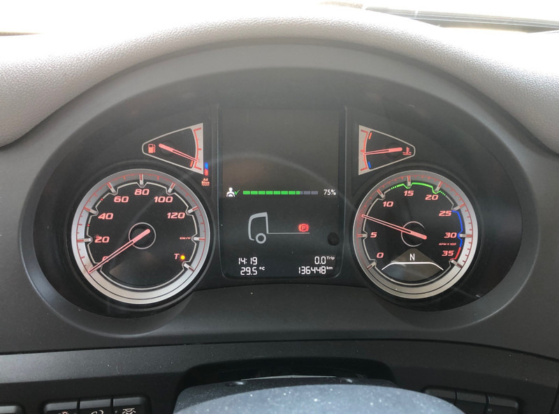 DAF CF 260 FA / Carrier Koeler / Chereau Frigo Box / Laadklep / APK TUV 09-25 - Tovornjak hladilnik: slika 4 DAF CF 260 FA / Carrier Koeler / Chereau Frigo Box / Laadklep / APK TUV 09-25 - Tovornjak hladilnik: slika 4