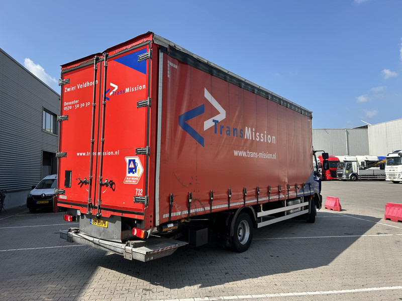 DAF LF 210 FA / 12 Ton / 361 dkm / Curtainside / Loadlift / NL Truck - Tovornjak s ponjavo: slika 2 DAF LF 210 FA / 12 Ton / 361 dkm / Curtainside / Loadlift / NL Truck - Tovornjak s ponjavo: slika 2
