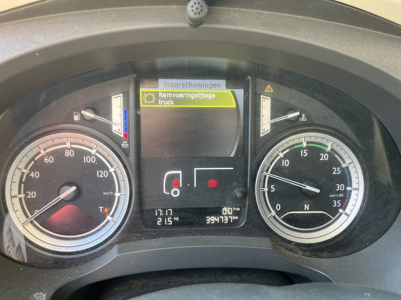 DAF LF 210 FA / 12 Ton / 394 dkm / Box / Loadlift / NL Truck - Tovornjak zabojnik: slika 4 DAF LF 210 FA / 12 Ton / 394 dkm / Box / Loadlift / NL Truck - Tovornjak zabojnik: slika 4