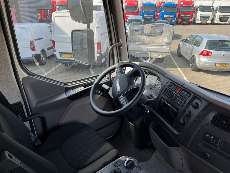 DAF LF 230 FA 18 Ton Box met Laadklep / Te huur - Bel 013-7200971 voor de mogelijkheden ! - Tovornjak zabojnik: slika 5 DAF LF 230 FA 18 Ton Box met Laadklep / Te huur - Bel 013-7200971 voor de mogelijkheden ! - Tovornjak zabojnik: slika 5