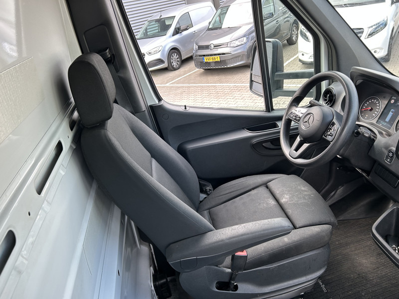 Mercedes-Benz Sprinter 515 1.9 CDI / Chassis Cabine / WB 433 cm / 324 dkm / APK TUV 03-26 - Dostavno vozilo: slika 3 Mercedes-Benz Sprinter 515 1.9 CDI / Chassis Cabine / WB 433 cm / 324 dkm / APK TUV 03-26 - Dostavno vozilo: slika 3