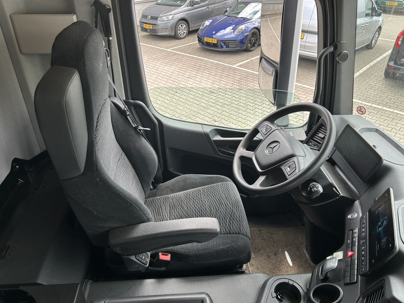 Mercedes-Benz Actros 2124 / Carrier Supra 850 -30 gr / Koeler / Laadklep / APK 03-26 - Tovornjak hladilnik: slika 3 Mercedes-Benz Actros 2124 / Carrier Supra 850 -30 gr / Koeler / Laadklep / APK 03-26 - Tovornjak hladilnik: slika 3